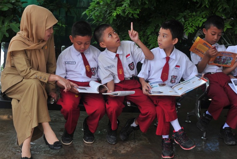 Tips Memilih Sekolah Anak