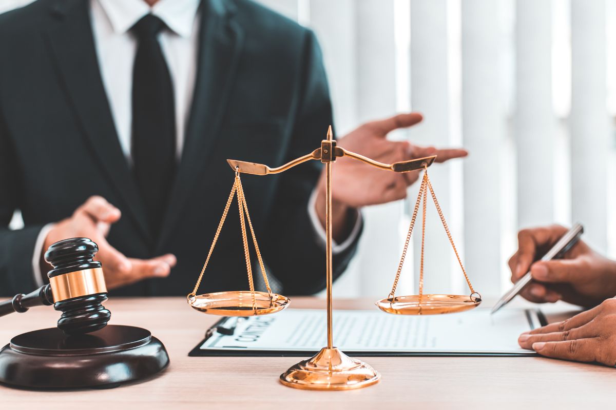 Fakta Menarik Jurusan Hukum
